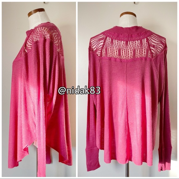 Free People Red Spring Valley Knit Top NWOT oversized size XS - Picture 6 of 7